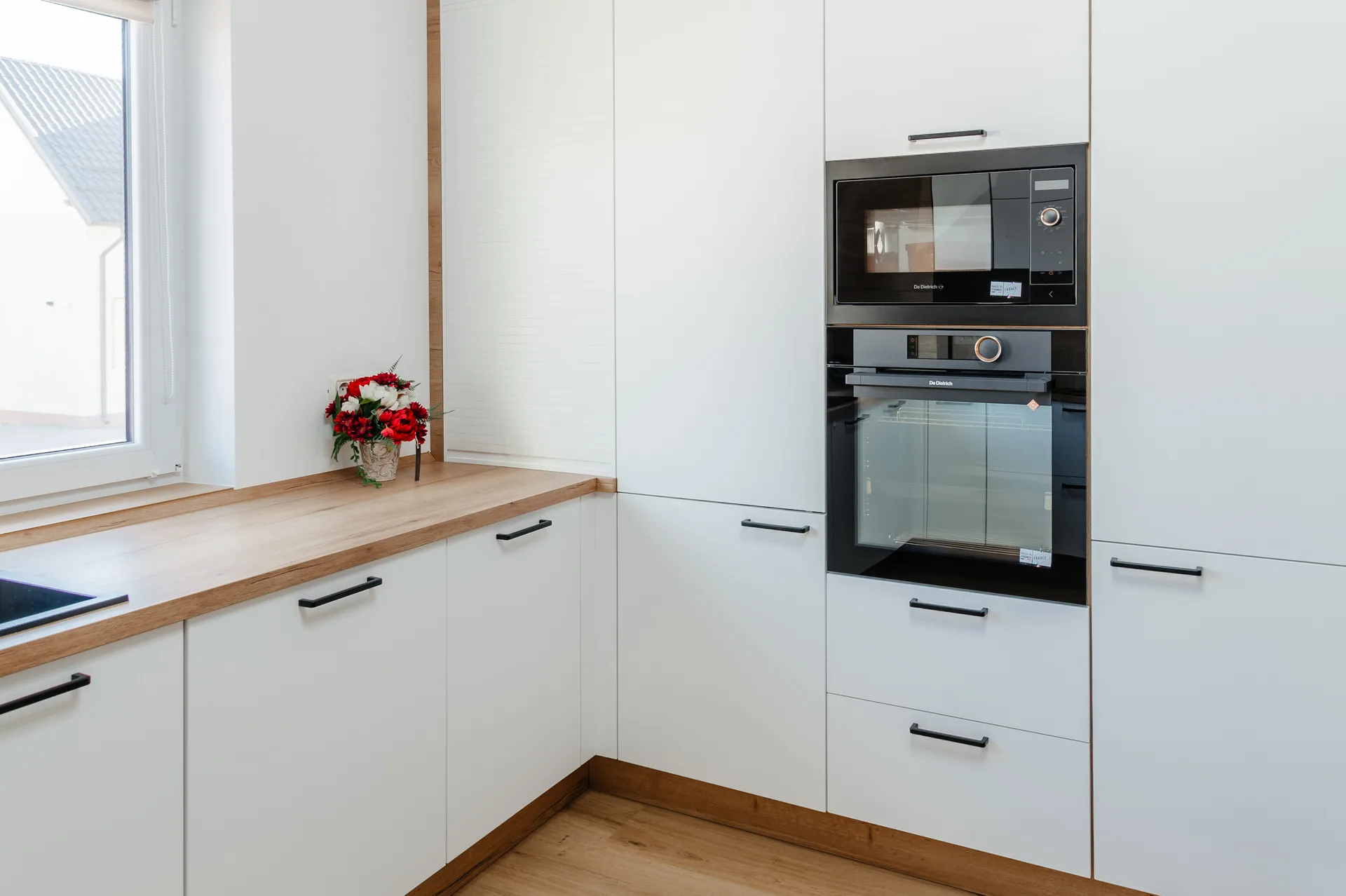 Plus — arctic white, blat oak ventura — poza 8