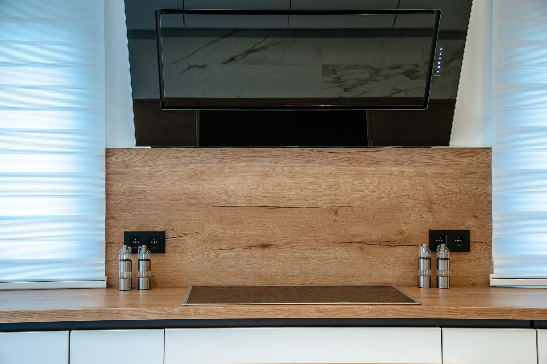 Plus — arctic white, blat oak ventura — poza 11