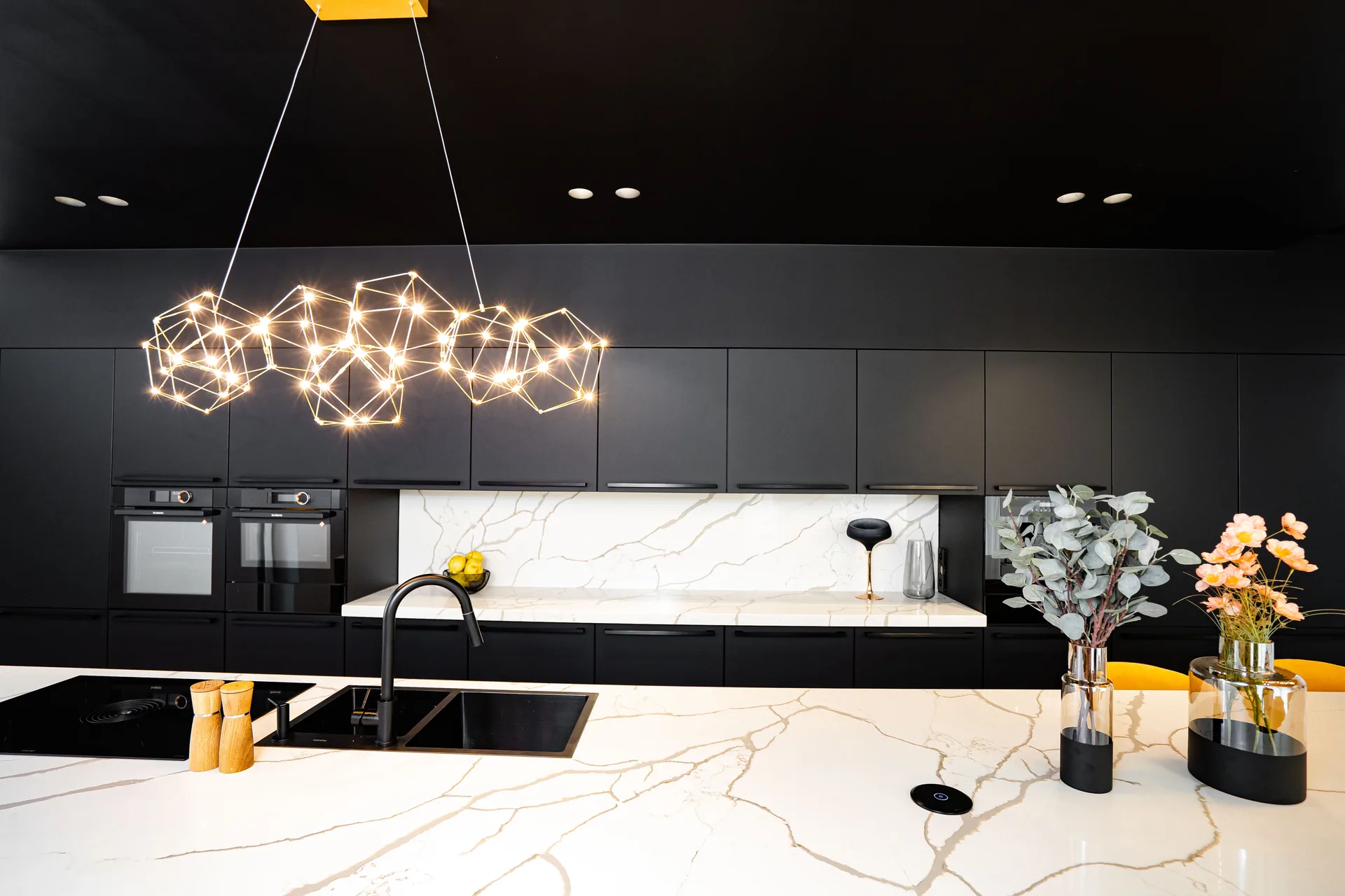 Plus — black, blat quartz — poza 11