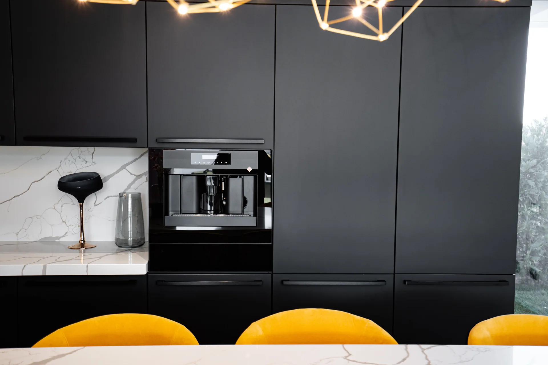 Plus — black, blat quartz — poza 6